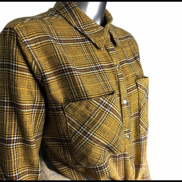 Design Lab Plaid Ombré Button Front Collar Shirt - Picture 2 of 6
